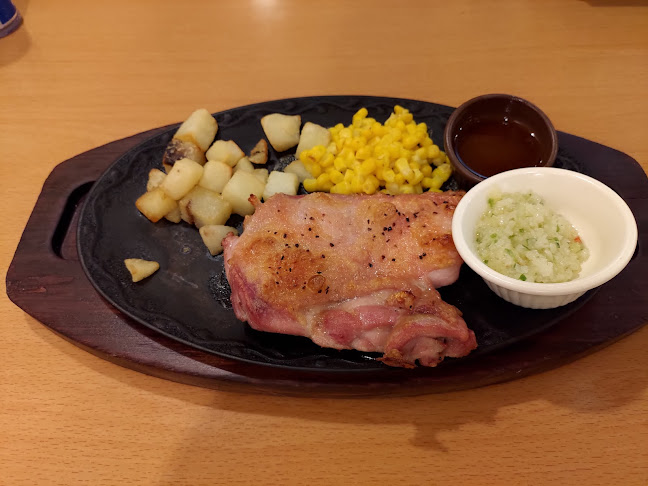 〒390-0811 長野県松本市中央４丁目６−２３