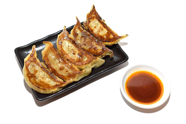 Opinii despre 大衆居酒屋 餃子のランボー în 名護市 - 飲食業