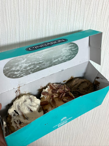 シナボン 町田マルイ店 - 町田市