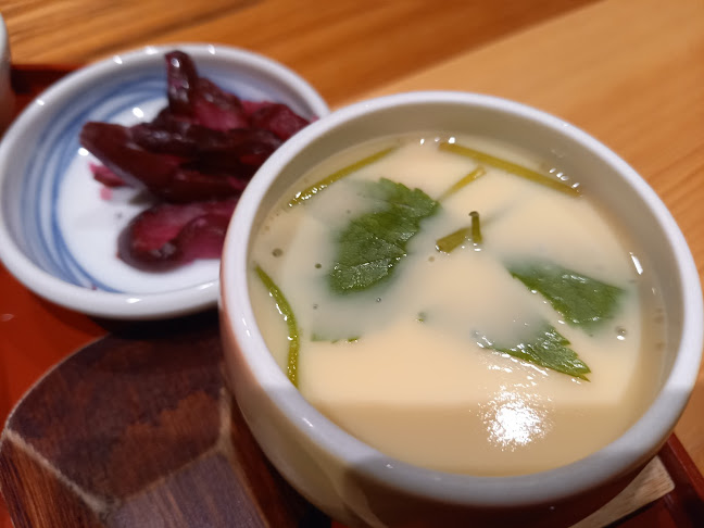 〒486-0849 愛知県春日井市八田町１丁目１５−２