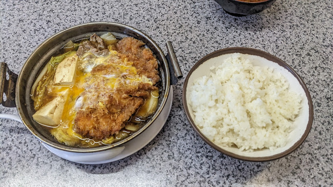 〒606-8225 京都府京都市左京区田中門前町９４