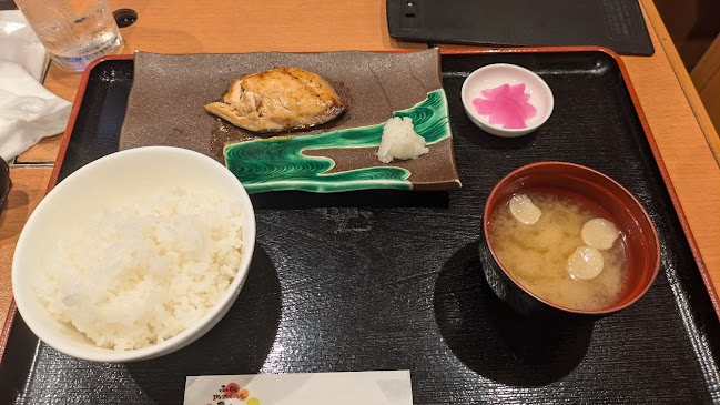 Opinii despre 函館海鮮居酒屋 新久~あらく~ în 札幌市 - 飲食業