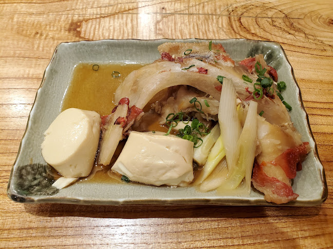 〒030-0802 青森県青森市本町５丁目５−２