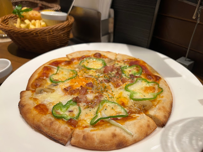 Beer & Spice KITTE丸の内店 - 千代田区