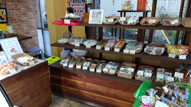 Opinii despre パティスリー甘青堂 în 伊東市 - 飲食業