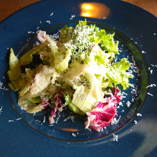 〒790-0011 愛媛県松山市千舟町４丁目６−１１