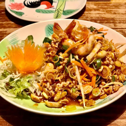 Comentarii opinii despre 熱帯食堂 高槻本店