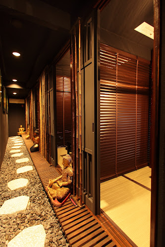 〒737-0125 広島県呉市広本町１丁目１１−３