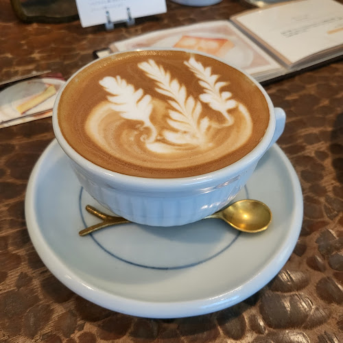 Opinii despre アトリエモリヒコ în 札幌市 - 飲食業