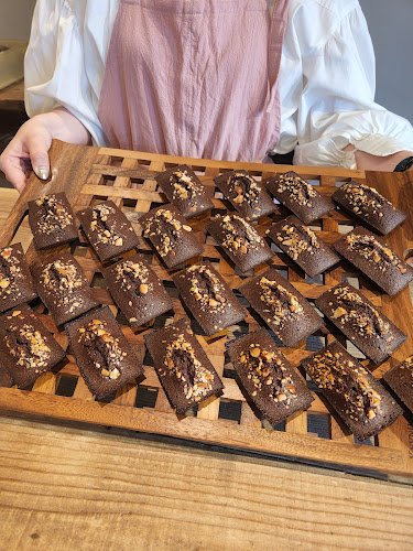 〒464-0064 愛知県名古屋市千種区山門町２丁目６７ ナビオ覚王山 1F