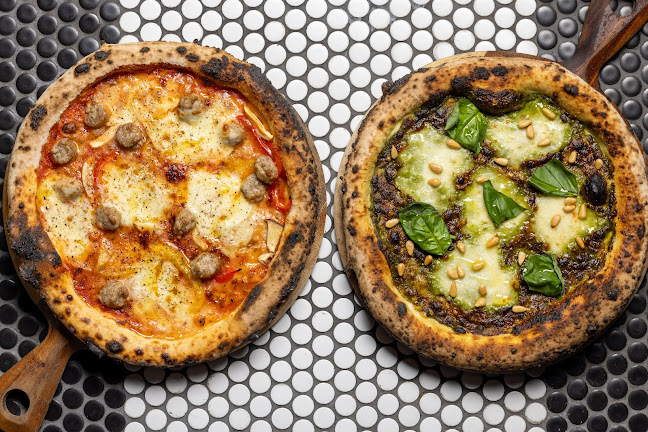 〒604-8185 京都府京都市中京区車屋町２４５−２ エースホテル京都 三階