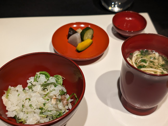 東山和今 - 飲食業