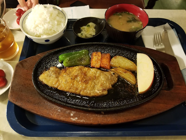 〒730-0853 広島県広島市中区堺町１丁目５−１５