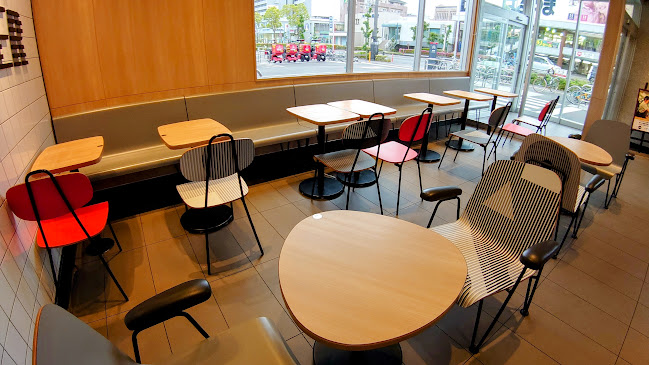 マクドナルド ５５号沖浜店 - 飲食業