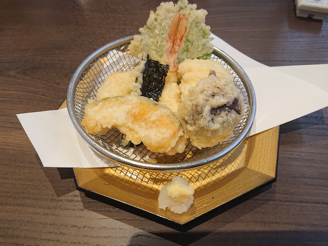 〒666-0022 兵庫県川西市下加茂１丁目２４−８