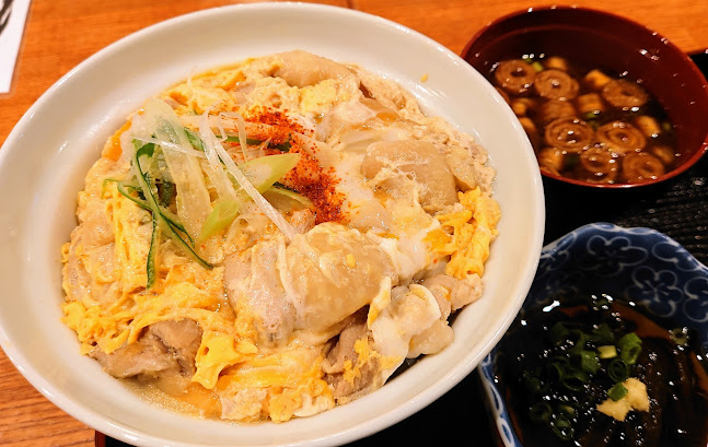 〒900-0021 沖縄県那覇市泉崎１丁目７−１９