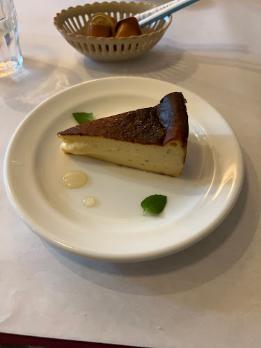 Opinii despre アン・プティ・ポン în 三鷹市 - 飲食業