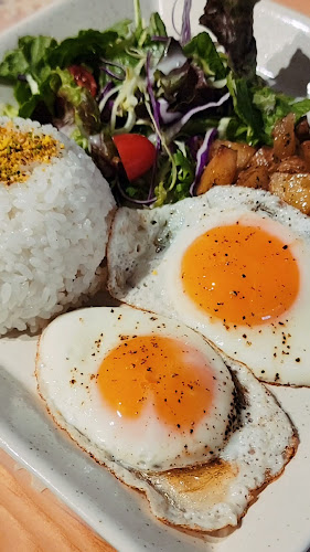 Opinii despre K-Ohana's Surf Locker & Cafe Dining în 茅ヶ崎市 - 飲食業