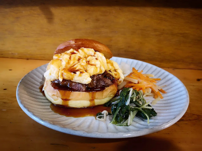 KAKUMEI Burger&Café