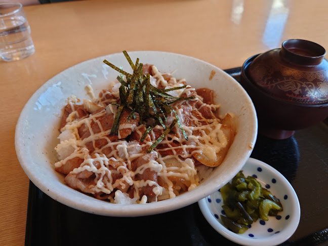 Comentarii opinii despre 定食屋 仁亭(じんてい)