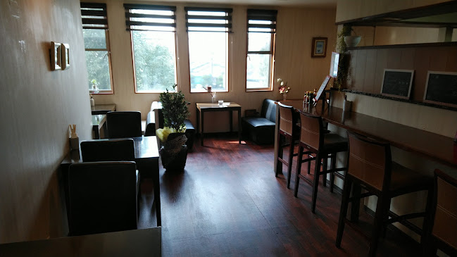 ダイニング＆カフェ SOEUR（スール）