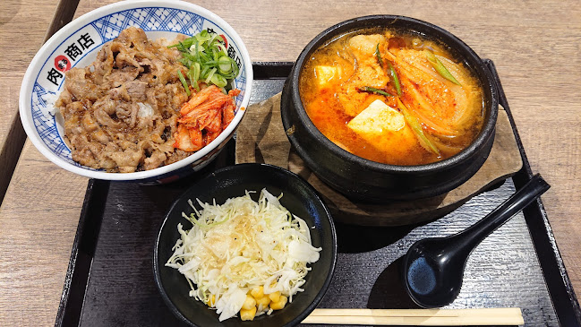 肉問屋肉まる商店 イオンモール神戸南店