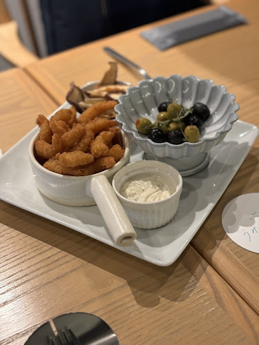 Comentarii opinii despre 夜空のMUSIC BAR うみとひかり