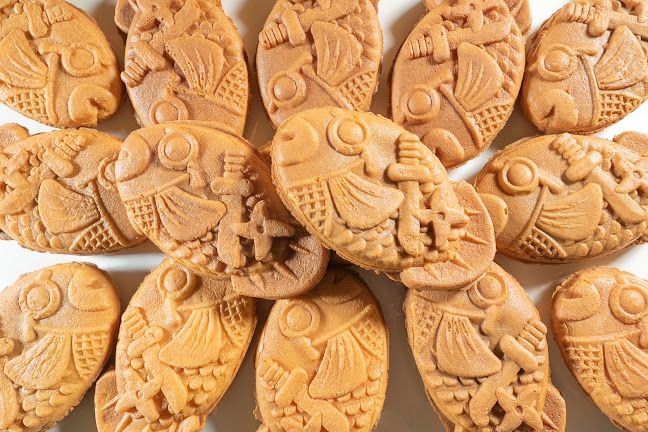 Opinii despre 甲賀米粉たい焼き 徳島店(Japanese fish-shaped cake) în 徳島市 - 飲食業