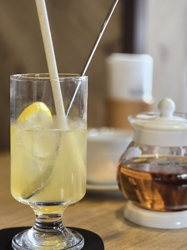 Opinii despre カフェ ルノアール 横浜元町店 în 横浜市 - 飲食業