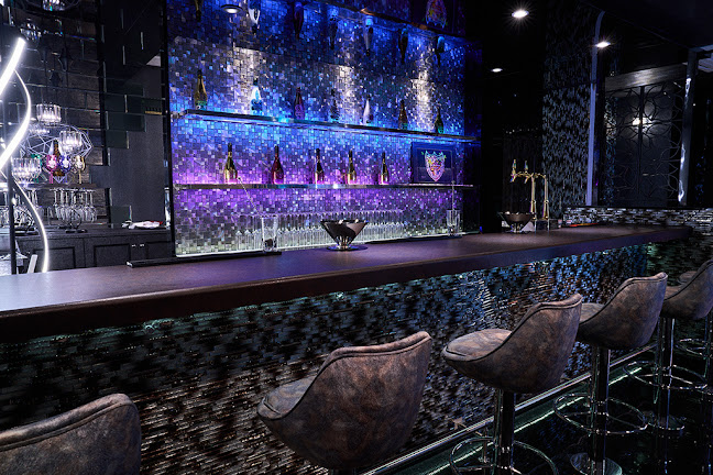 Opinii despre MC2 HL LOUNGE în 鹿児島市 - 飲食業