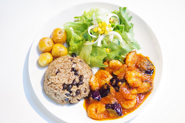 Opinii despre カーニャ în 一宮町 - 飲食業