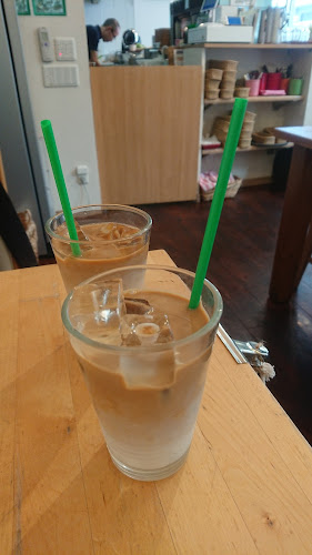 L.S café - 飲食業