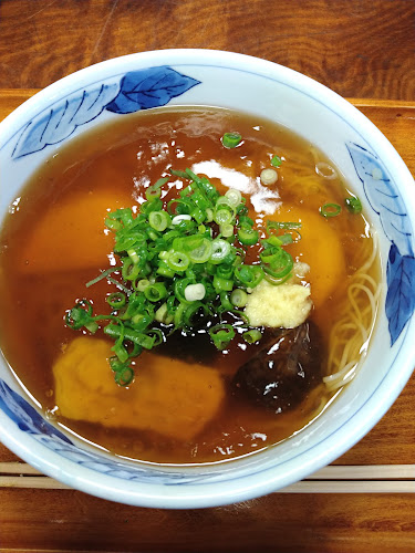 〒792-0023 愛媛県新居浜市繁本町７−８