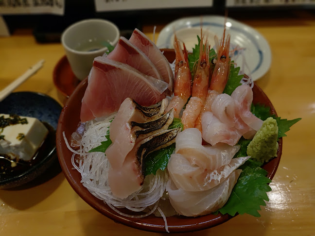 うんめ魚が食いてぇ 駅前漁港 本店 - 新潟市