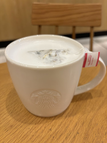 Comentarii opinii despre スターバックス コーヒー 中野セントラルパーク店