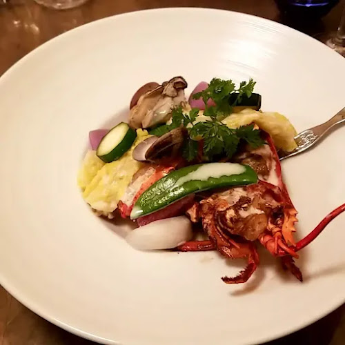 Comentarii opinii despre ビストロポワソンルージュ