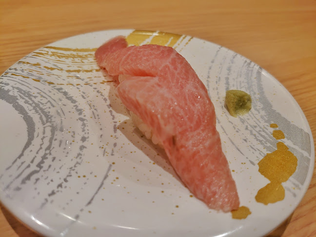 Comentarii opinii despre 寿司活 ＧＥＭＳ中目黒店