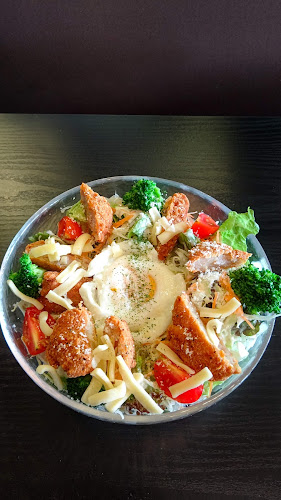 cafe＆餃子バル TON TON BOO- - 飲食業