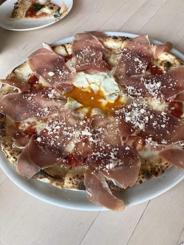 〒294-0047 千葉県館山市八幡８２２−１