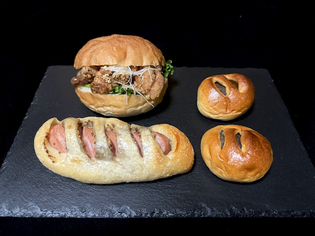 ブーランジェリー オンニ - 飲食業