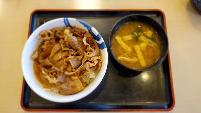 松屋 寝屋川店 - 寝屋川市