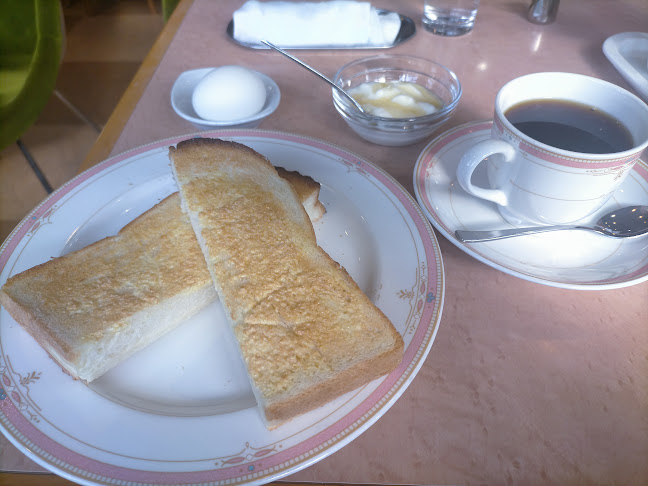 Opinii despre 喫茶ヨツツジ în 大阪市 - 飲食業