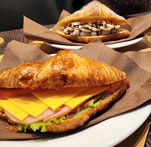 Opinii despre MilkyWay în 長崎市 - 飲食業