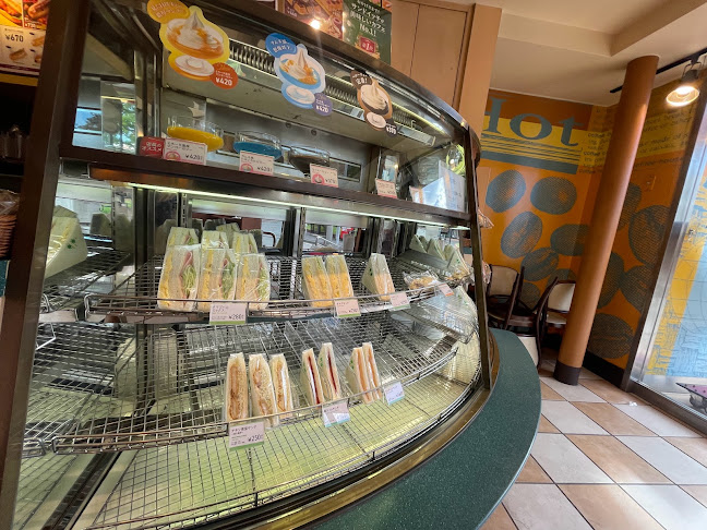 カフェ・ベローチェ 鴨居店 - 飲食業