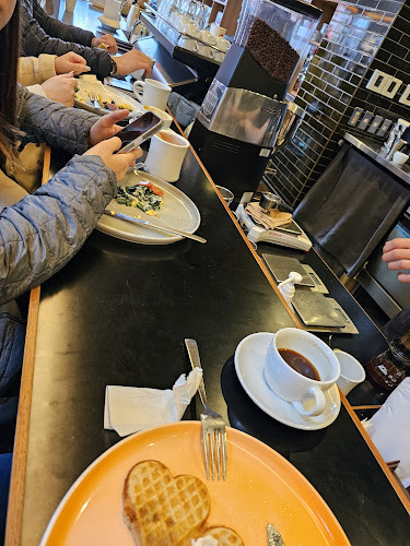 FUGLEN ASAKUSA - 飲食業