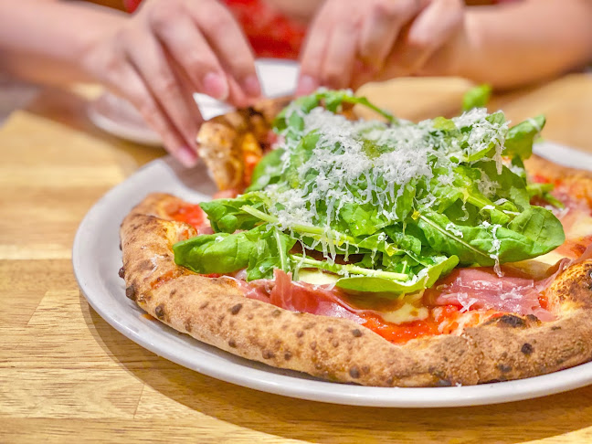 PIZZERIA ACCENTO - 飲食業