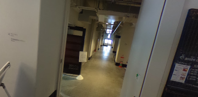 〒651-0082 兵庫県神戸市中央区小野浜町１−４