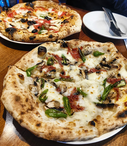 La TRIPLETTA ラ・トリプレッタ - 飲食業