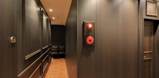 〒104-0061 東京都中央区銀座４丁目２−１４ DK銀座ビル 2F