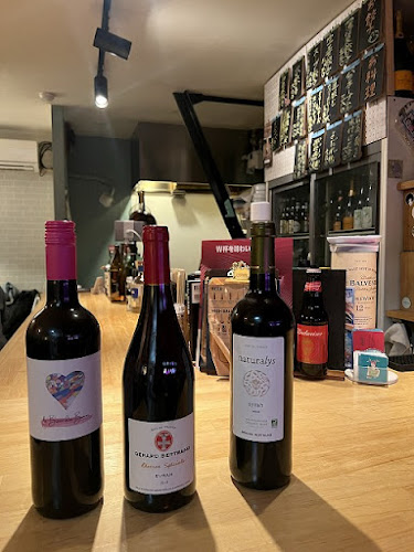 Comentarii opinii despre Jessie ジェシー 餃子とワイン